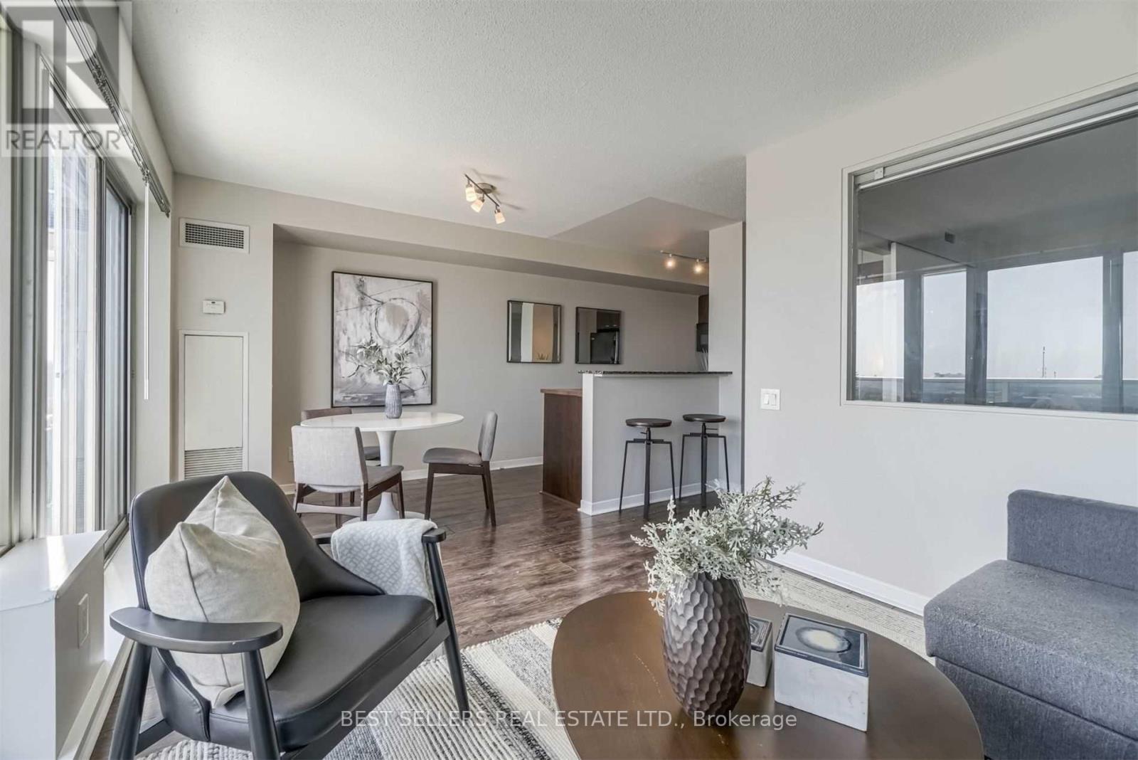 715 - 1040 The Queensway, Toronto, Ontario  M8Z 0A7 - Photo 13 - W13041630