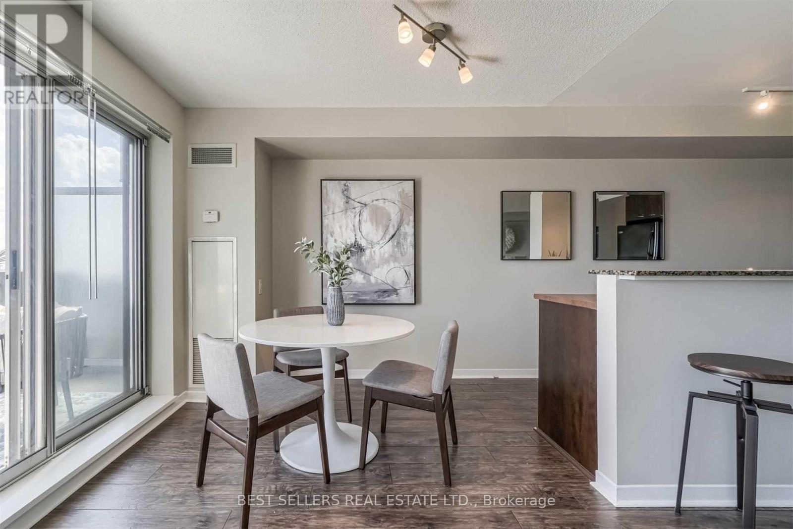 715 - 1040 The Queensway, Toronto, Ontario  M8Z 0A7 - Photo 14 - W13041630