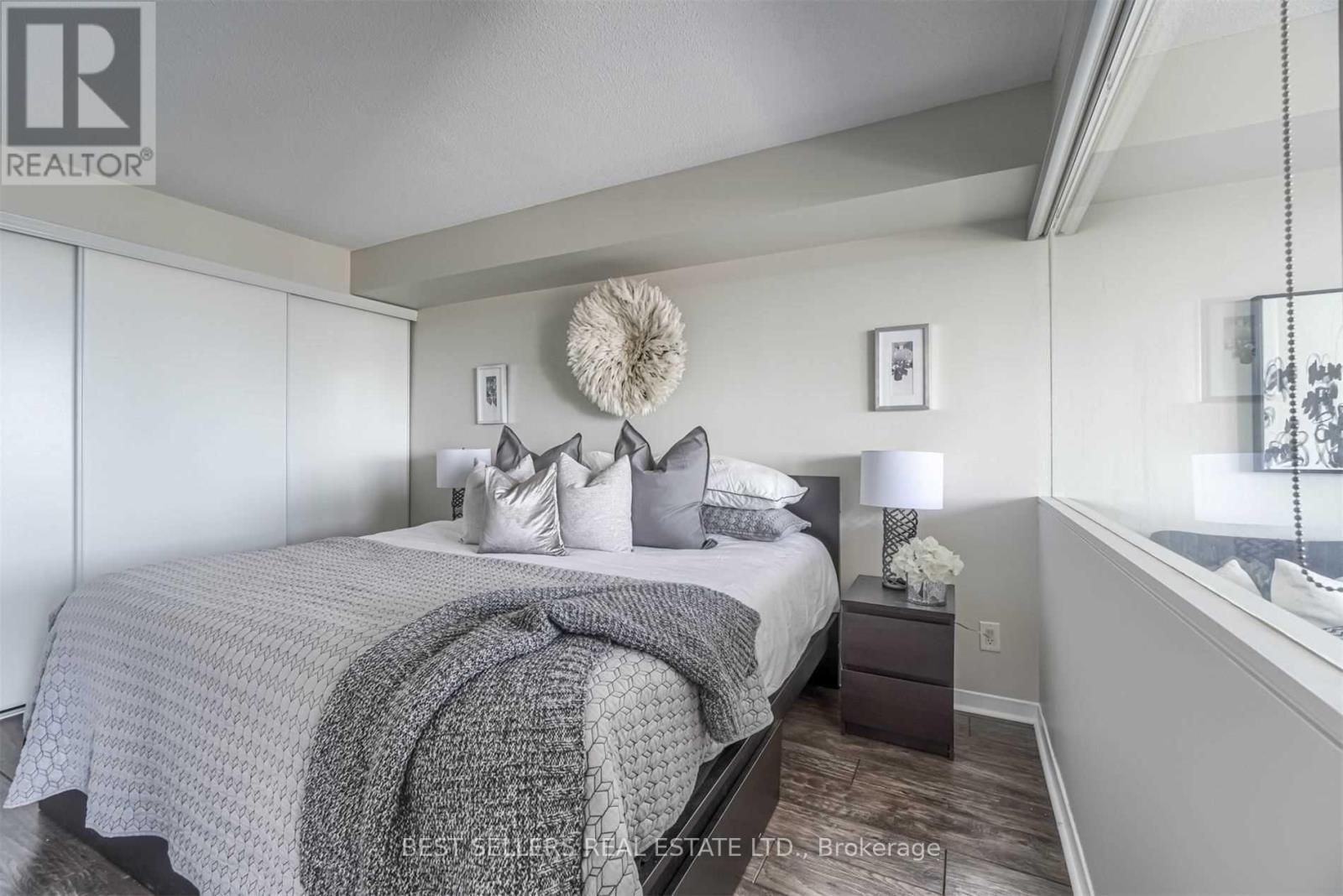 715 - 1040 The Queensway, Toronto, Ontario  M8Z 0A7 - Photo 19 - W13041630