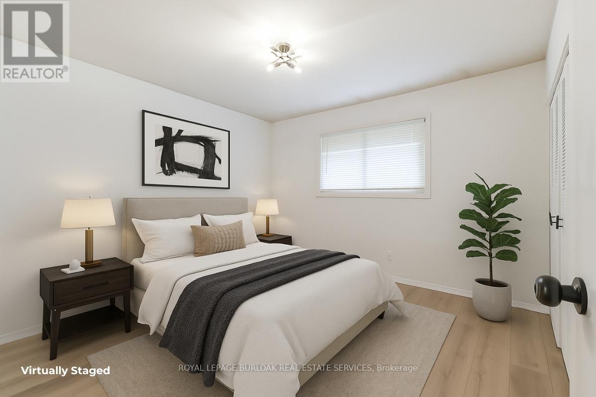 1334 Langdale Crescent, Oakville, Ontario  L6H 2K8 - Photo 18 - W13041680