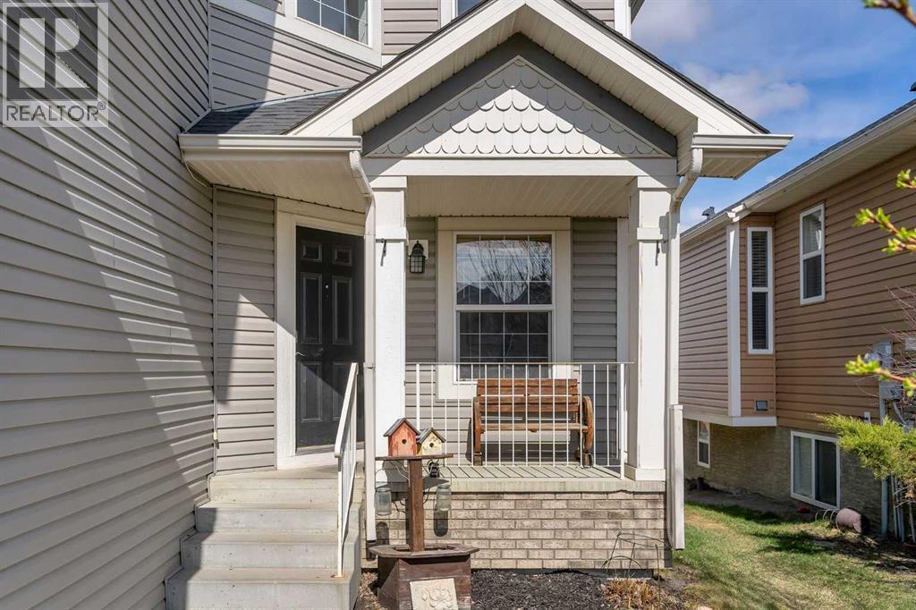 116 Bayside Landing Sw, Airdrie, Alberta  T4B 3E3 - Photo 2 - A2302459