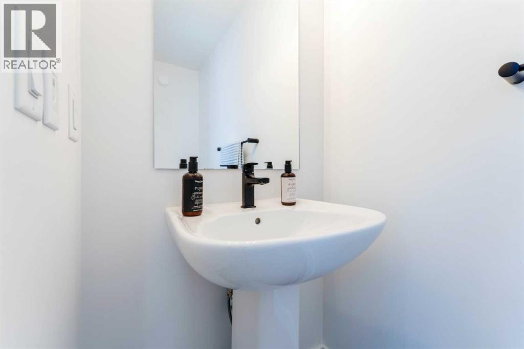 76 Lucas Boulevard Nw, Calgary, Alberta  T3P 1H9 - Photo 10 - A2303983