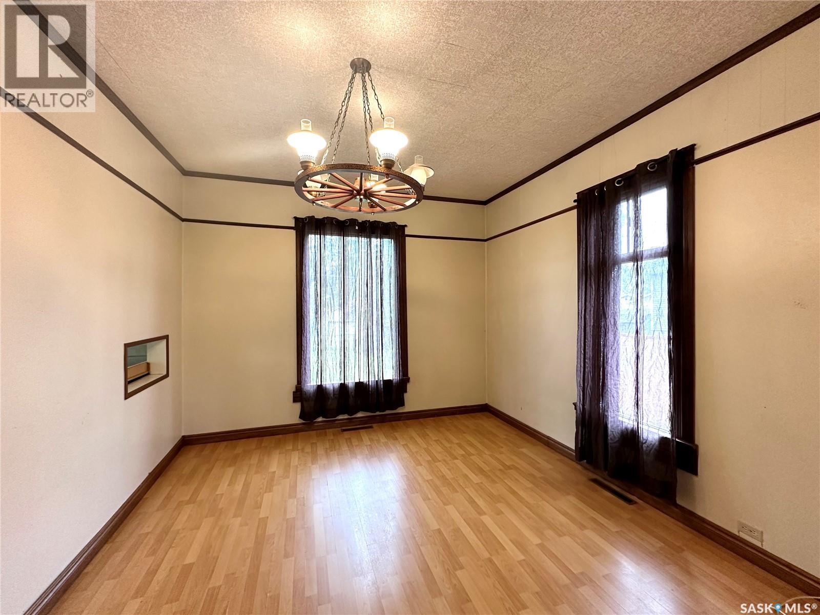 1341 97th Street, North Battleford, Saskatchewan  S9A 0J8 - Photo 12 - SK033872