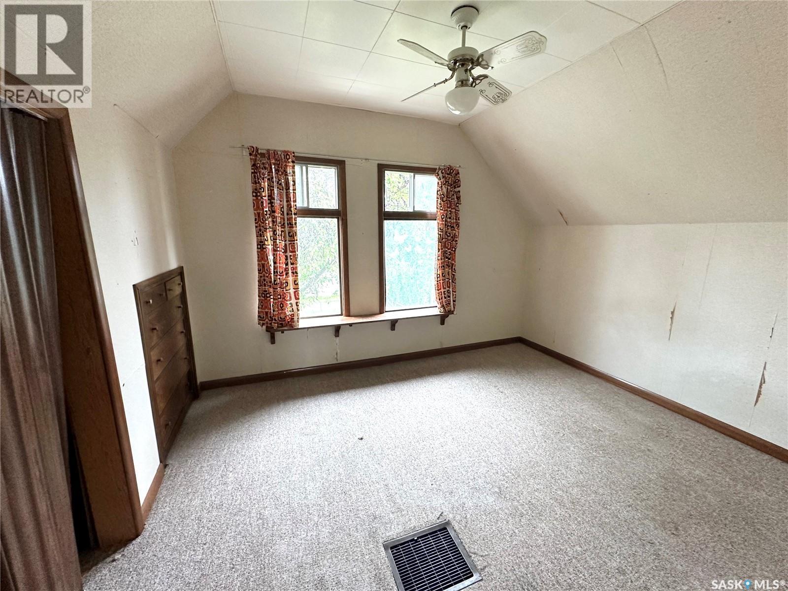 1341 97th Street, North Battleford, Saskatchewan  S9A 0J8 - Photo 3 - SK033872