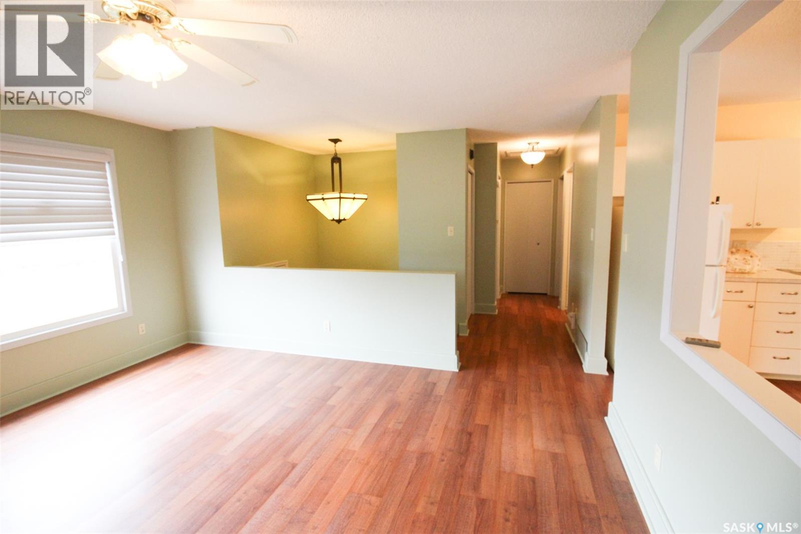 128 1st Street E, Frontier, Saskatchewan  S0N 0W0 - Photo 5 - SK033854