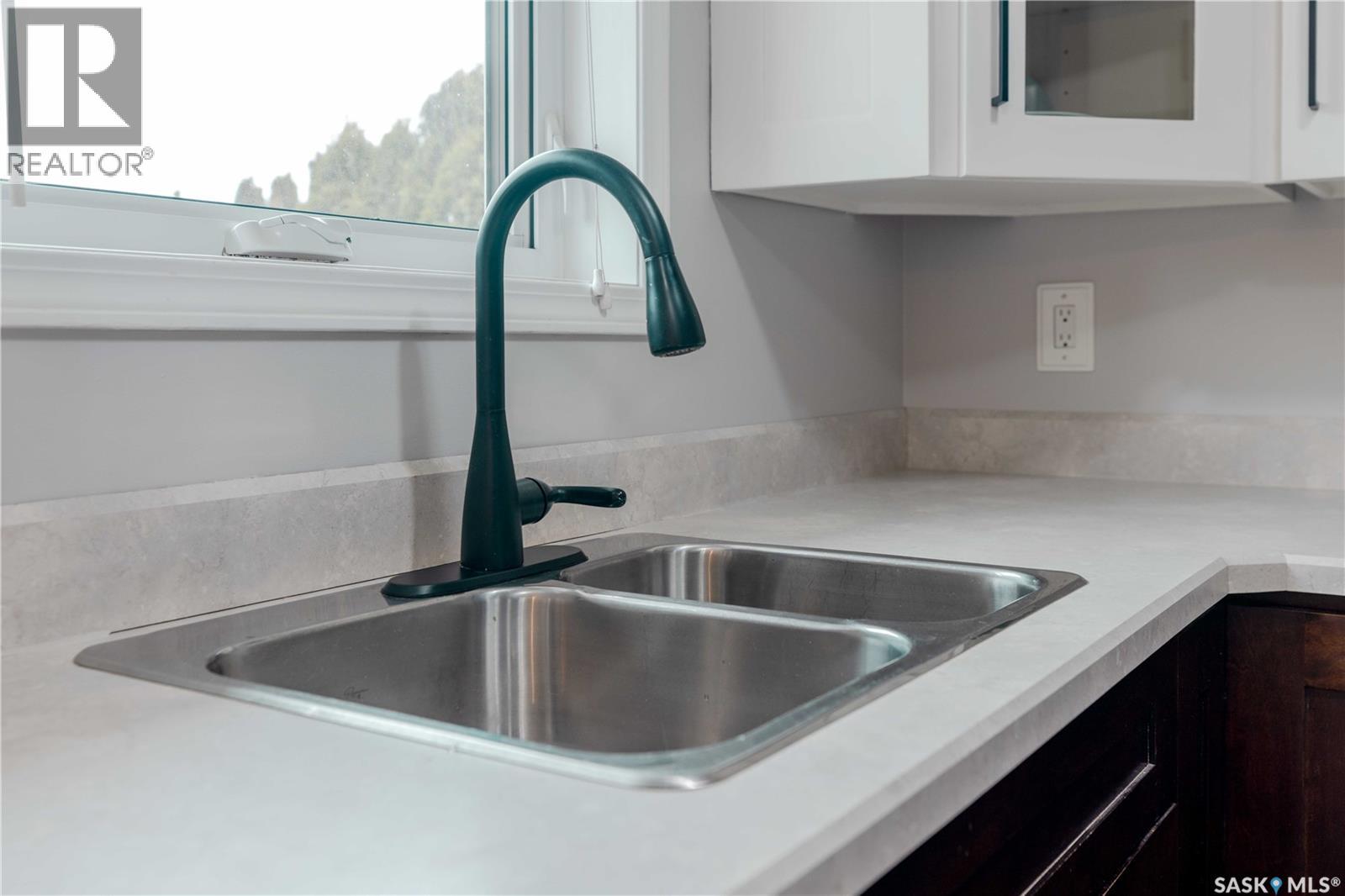 538 Nesbitt Lane, Saskatoon, Saskatchewan  S7L 6K9 - Photo 13 - SK033591