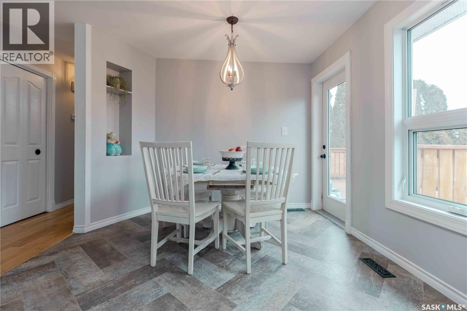 538 Nesbitt Lane, Saskatoon, Saskatchewan  S7L 6K9 - Photo 7 - SK033591