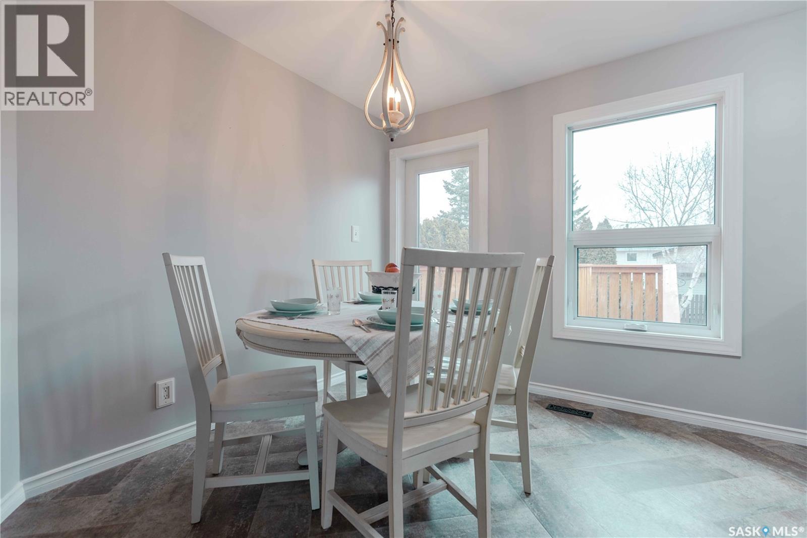 538 Nesbitt Lane, Saskatoon, Saskatchewan  S7L 6K9 - Photo 8 - SK033591