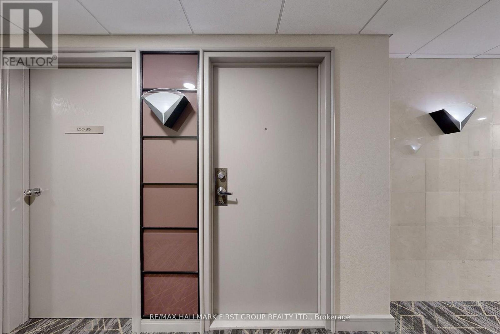 1520 - 88 Corporate Drive, Toronto, Ontario  M1H 3G6 - Photo 4 - E13041620