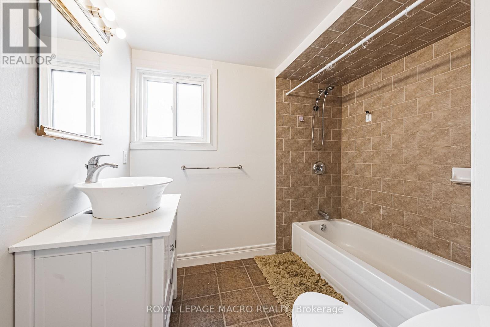 22 Worsley Road, Hamilton, Ontario  L8E 2E7 - Photo 8 - X13041562