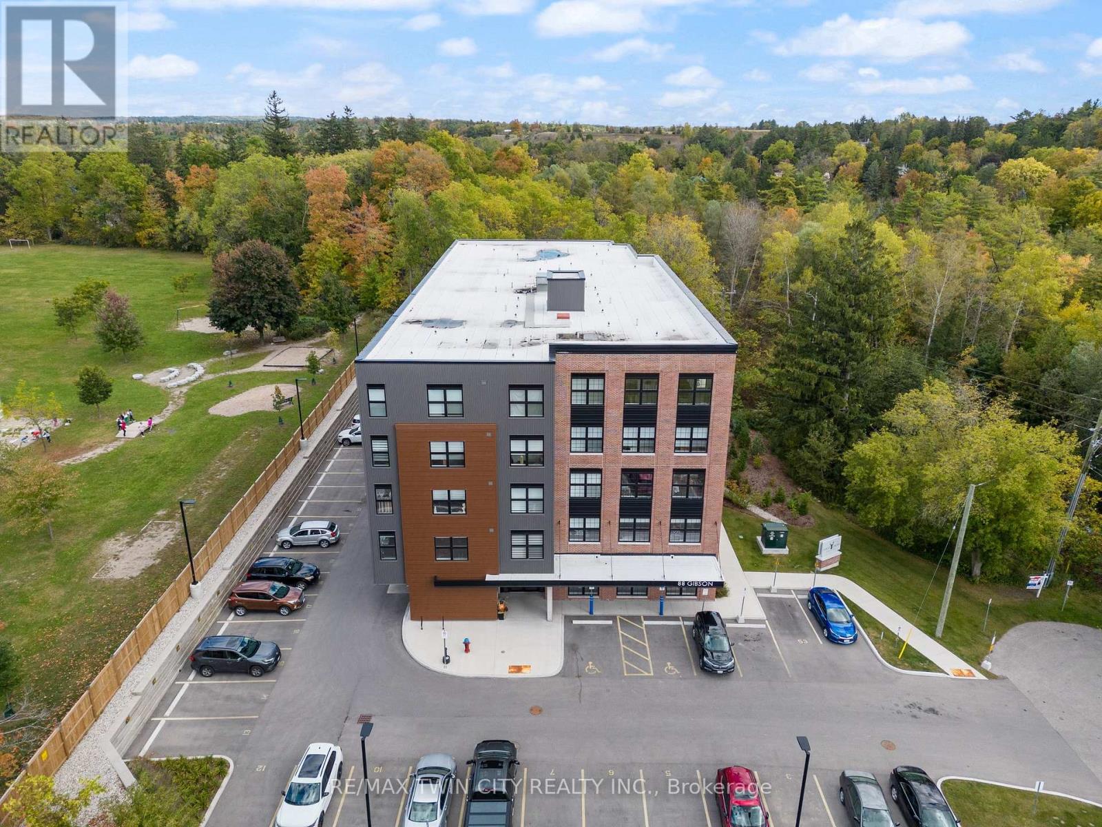 209 - 88 Gibson Street, North Dumfries, Ontario  N0B 1E0 - Photo 33 - X13041578