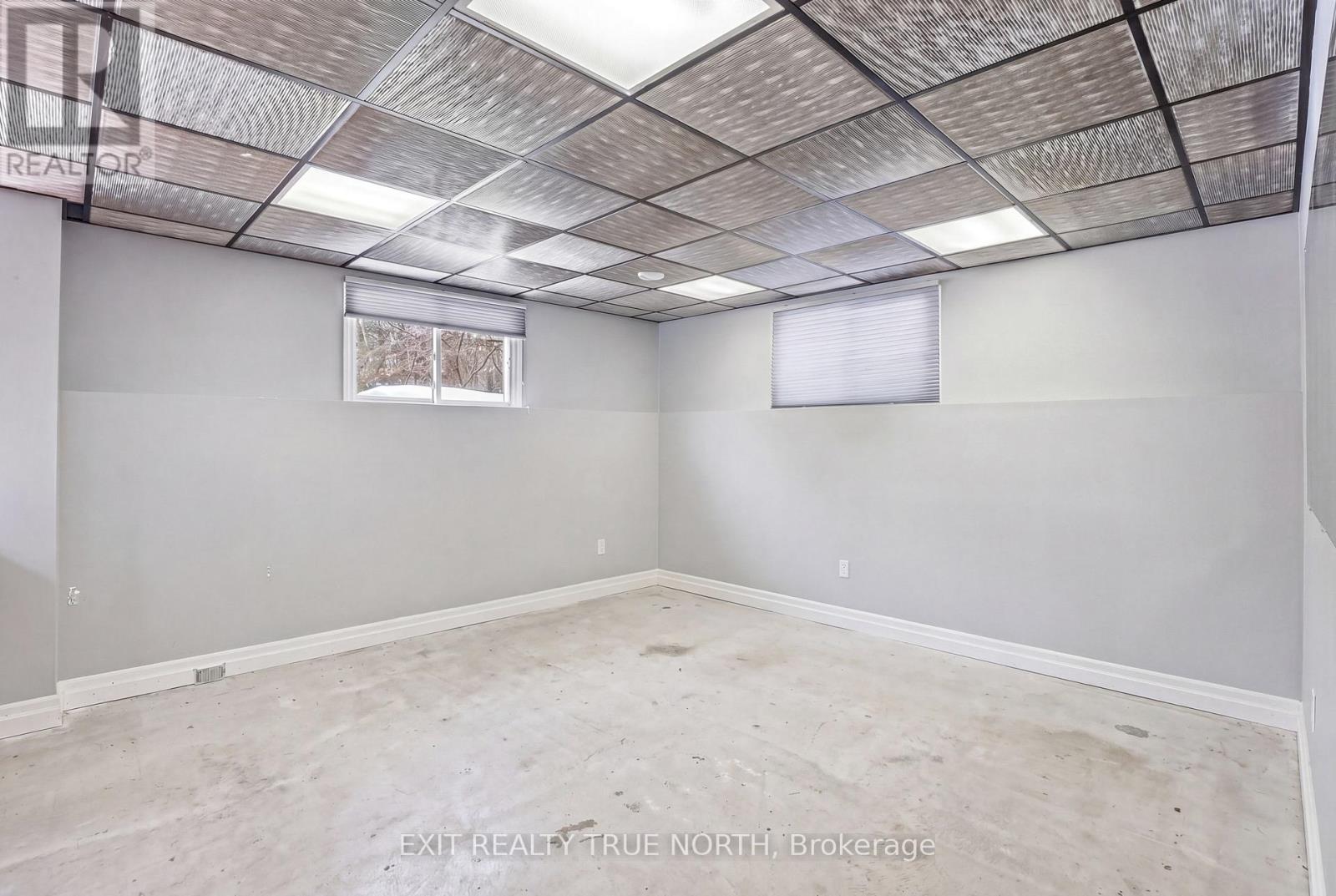 797 Fifth Line E, Sault Ste Marie, Ontario  P6A 5K7 - Photo 35 - X13041714