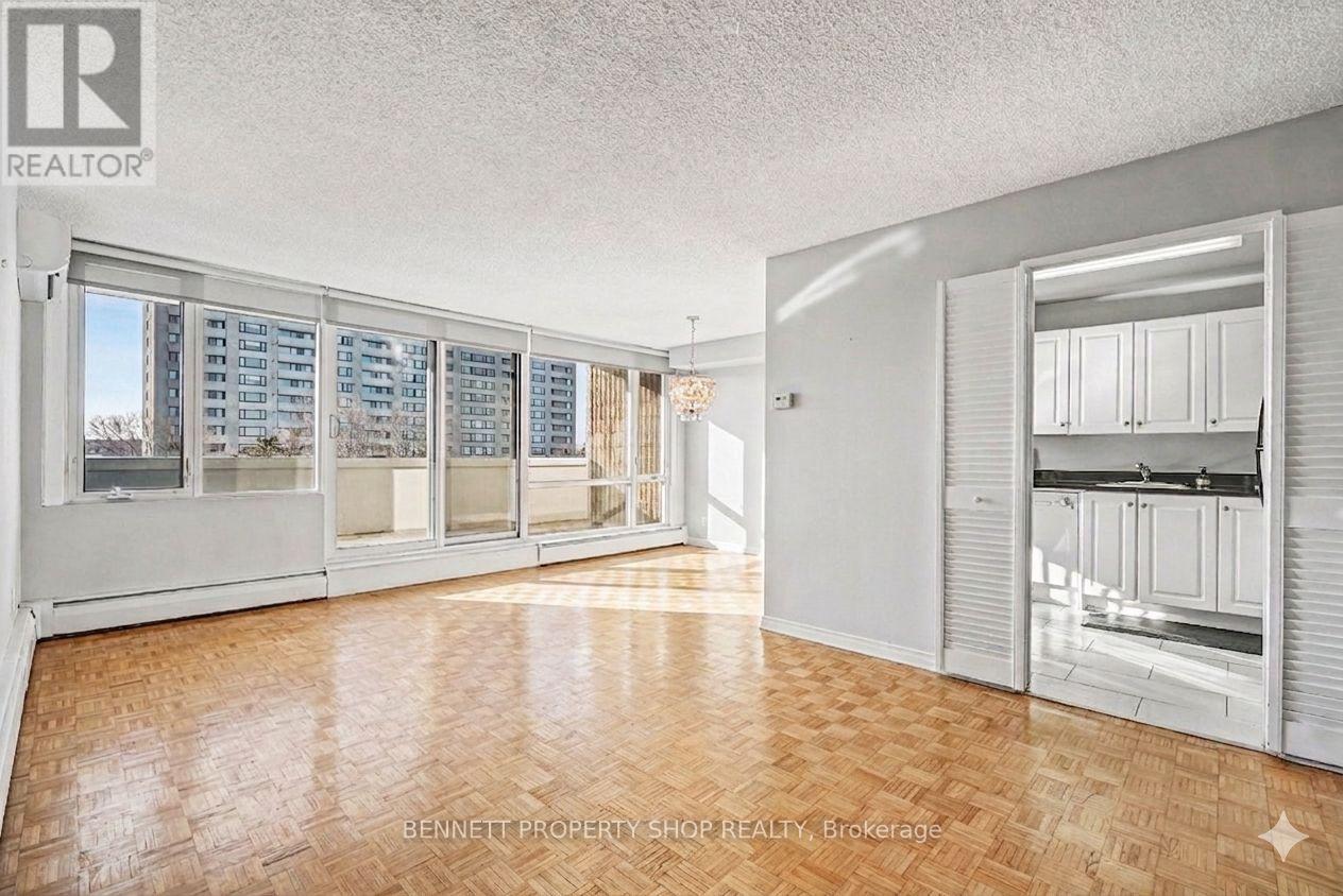 409 - 2625 Regina Street, Ottawa, Ontario  K2B 5W8 - Photo 4 - X12947214