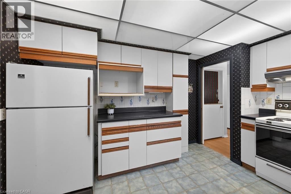 42 Holbrook Road, Hamilton, Ontario  L9C 2H2 - Photo 14 - 40823732