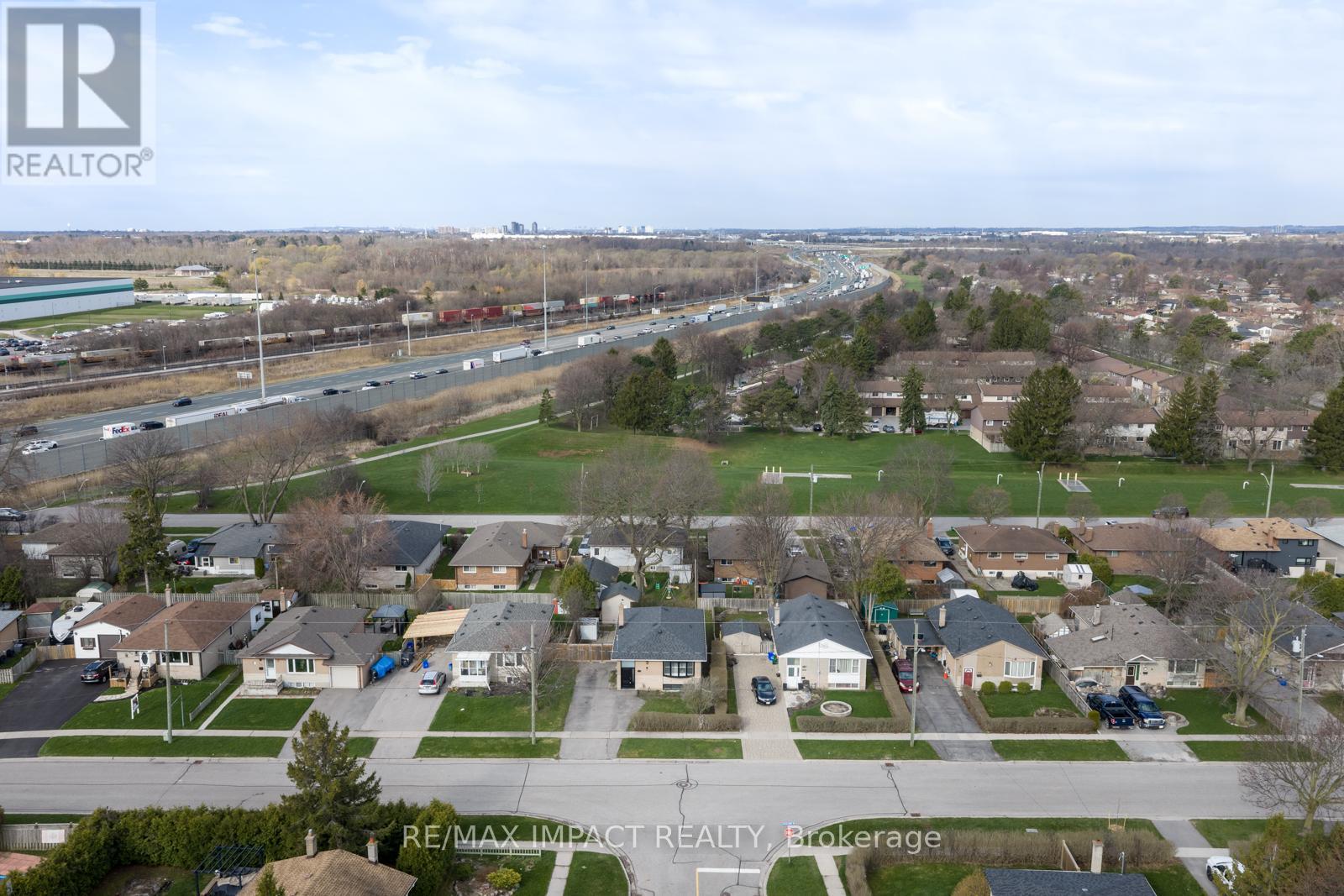 918 Mccullough Drive, Whitby, Ontario  L1N 1C6 - Photo 37 - E13041722