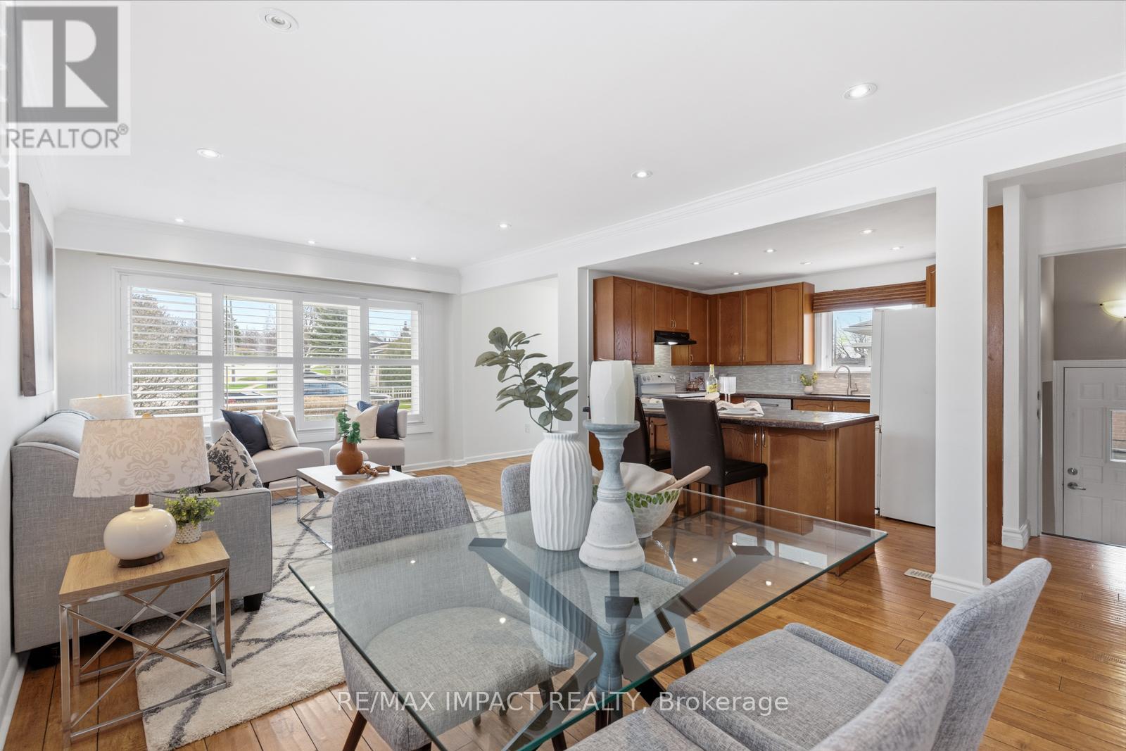 918 Mccullough Drive, Whitby, Ontario  L1N 1C6 - Photo 8 - E13041722