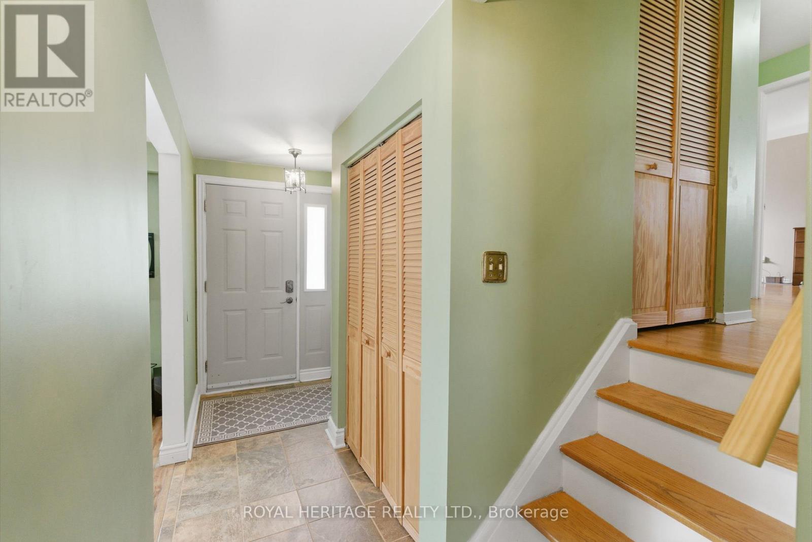 72 Clover Ridge Drive E, Ajax, Ontario  L1S 1G7 - Photo 21 - E13041820