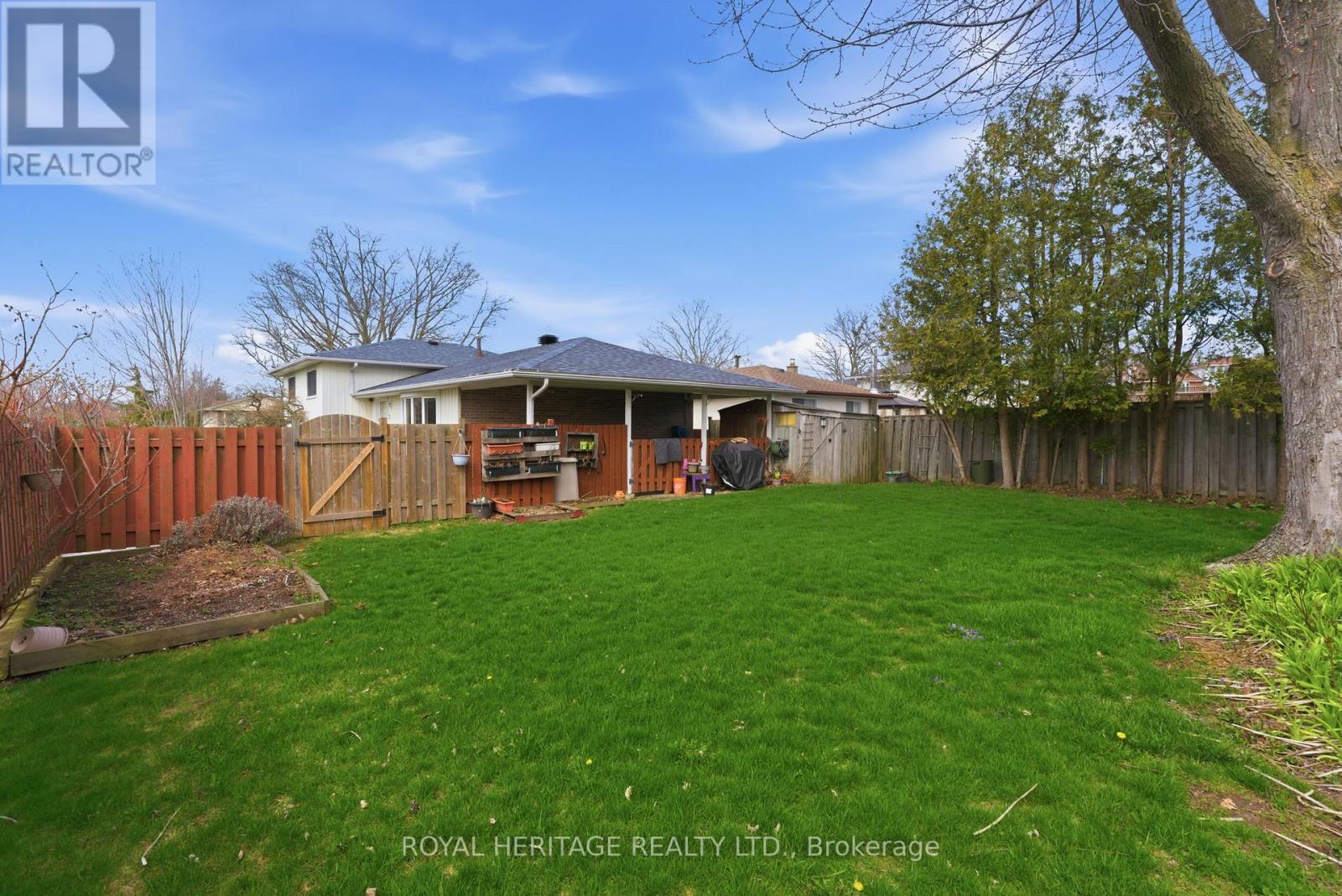 72 Clover Ridge Drive E, Ajax, Ontario  L1S 1G7 - Photo 38 - E13041820