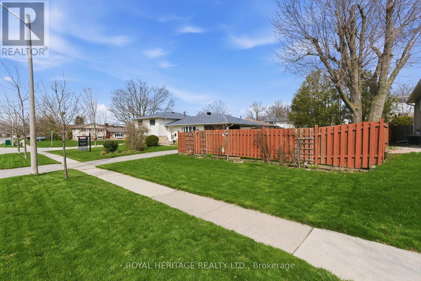 72 Clover Ridge Drive E, Ajax, Ontario  L1S 1G7 - Photo 41 - E13041820