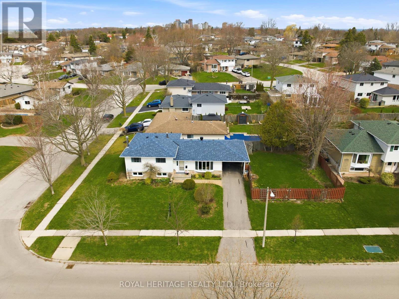 72 Clover Ridge Drive E, Ajax, Ontario  L1S 1G7 - Photo 42 - E13041820