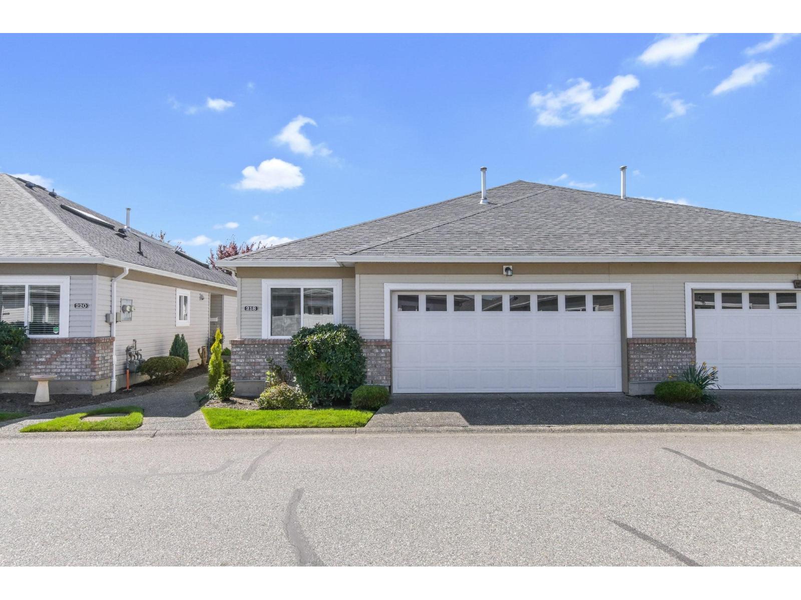 218 8485 YOUNG ROAD|Chilliwack Proper South, Chilliwack, British Columbia