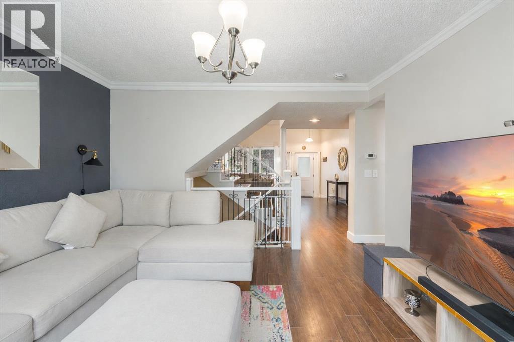 80 Taylor Way SE, Airdrie, Alberta  T4A 1T2 - Photo 7 - A2296550