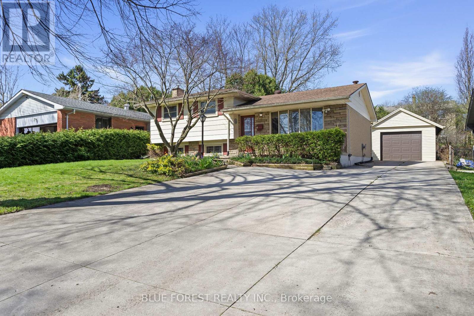 39 Southwood Crescent, London South, Ontario  N6J 1S8 - Photo 2 - X13042014