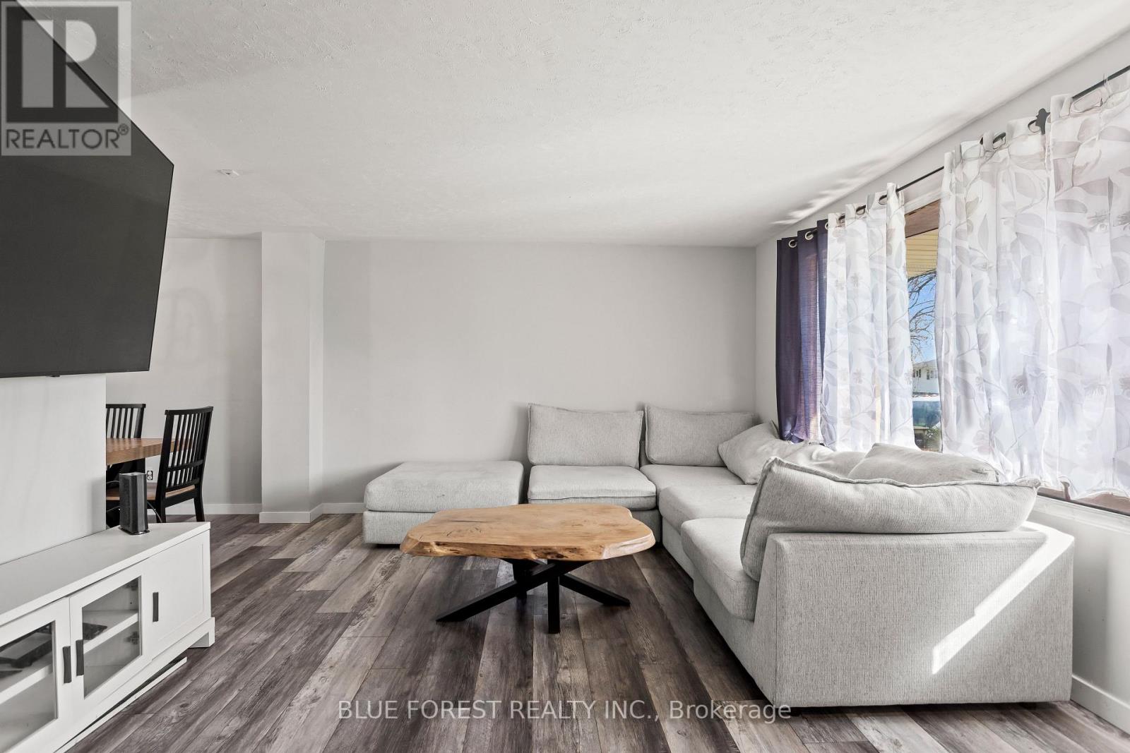 39 Southwood Crescent, London South, Ontario  N6J 1S8 - Photo 8 - X13042014