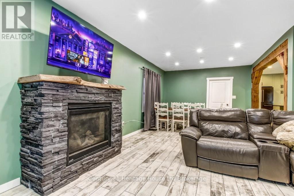 87 Bay Street, Woodstock, Ontario  N4S 3K7 - Photo 10 - X12888922