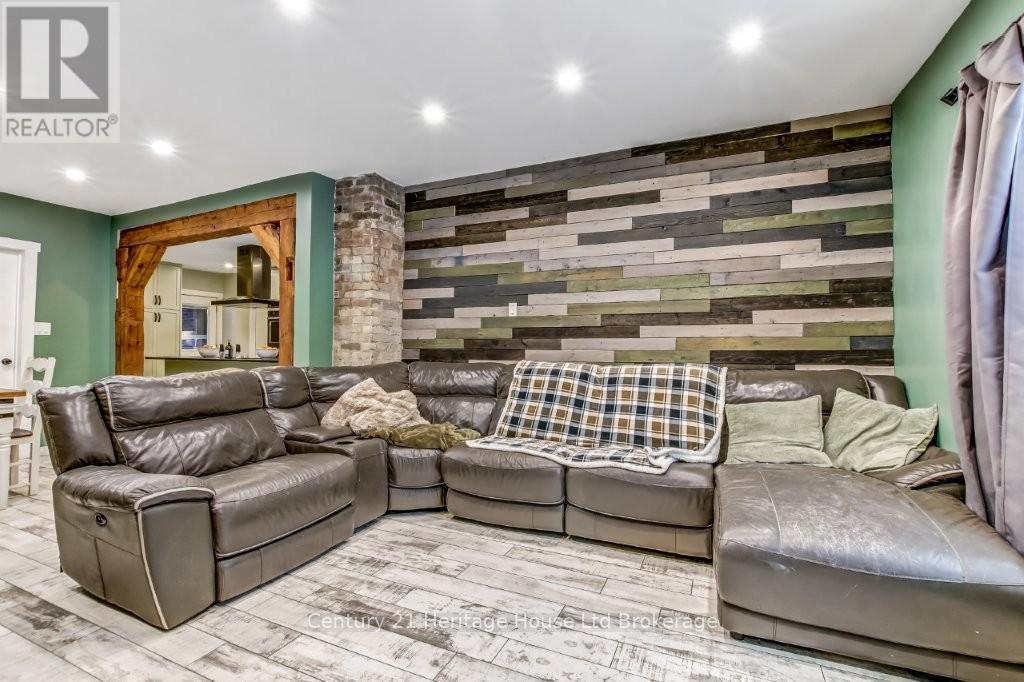 87 Bay Street, Woodstock, Ontario  N4S 3K7 - Photo 11 - X12888922