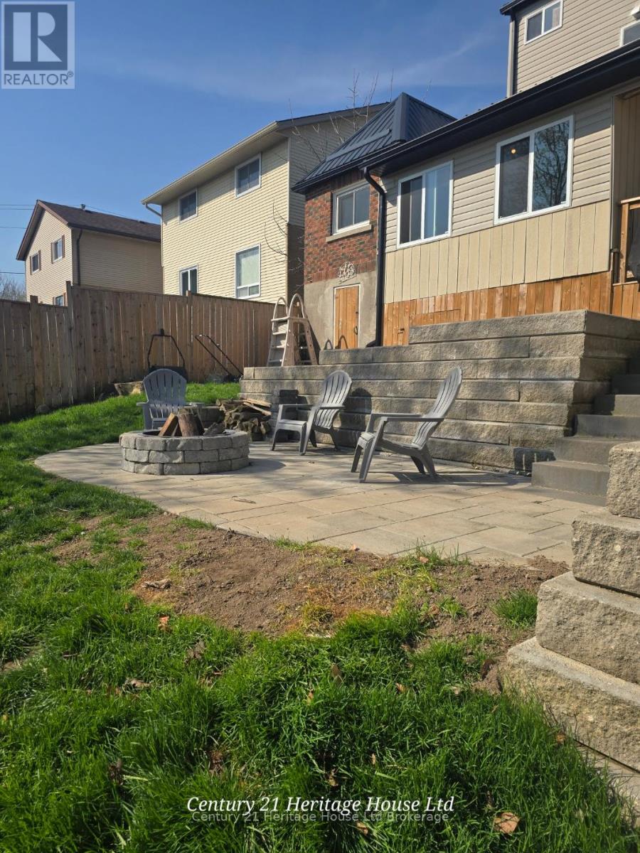 87 Bay Street, Woodstock, Ontario  N4S 3K7 - Photo 34 - X12888922