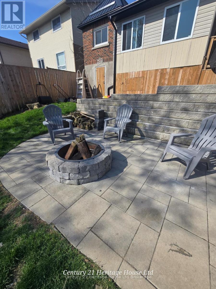 87 Bay Street, Woodstock, Ontario  N4S 3K7 - Photo 33 - X12888922