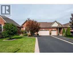 13 IRON BRIDGE Court, Caledonia, Ontario