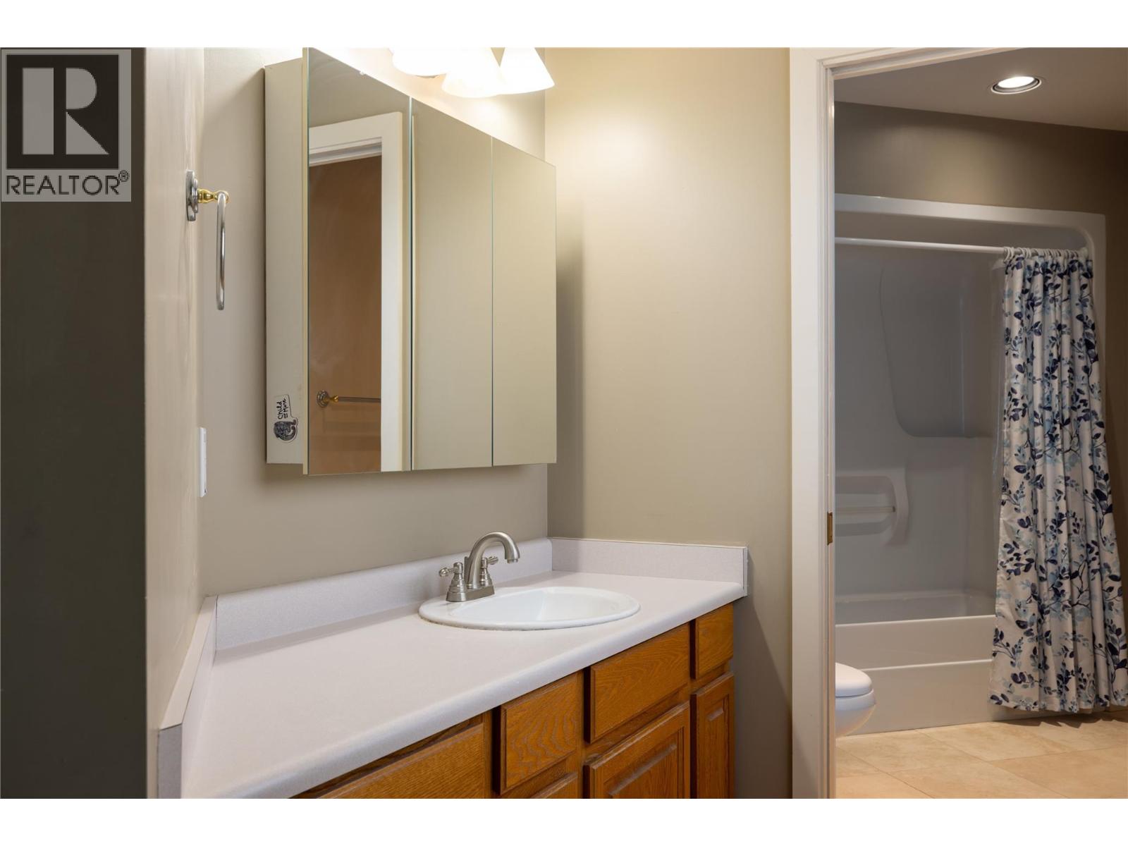 2391 Nahanni Court, Kelowna, British Columbia  V1V 1N1 - Photo 10 - 10384500