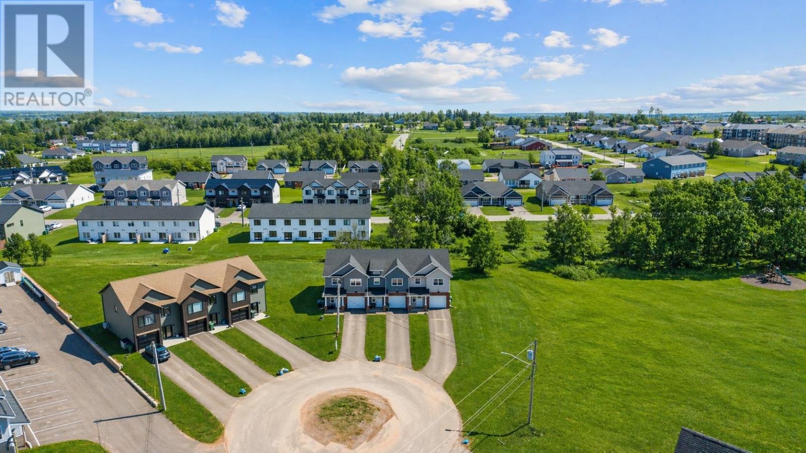 40 Woodhouse Court, Stratford, Prince Edward Island  C1B 4L2 - Photo 6 - 202606456