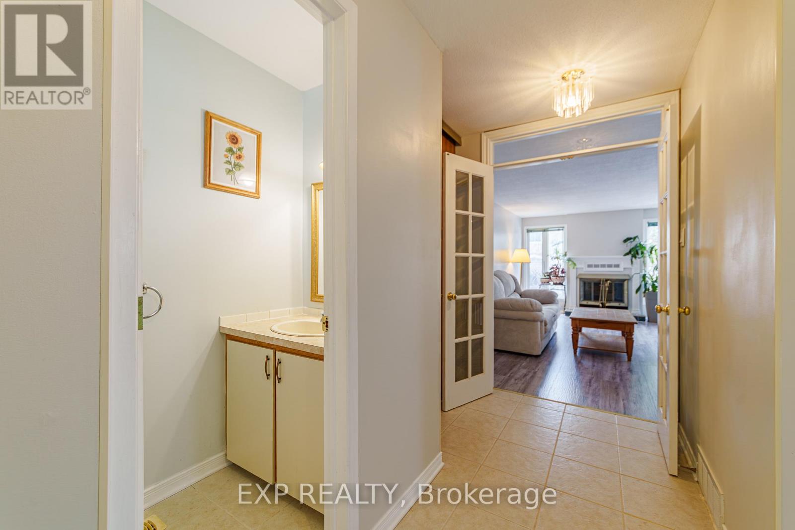 31 Coolspring Crescent, Ottawa, Ontario  K2E 7M9 - Photo 3 - X13041772