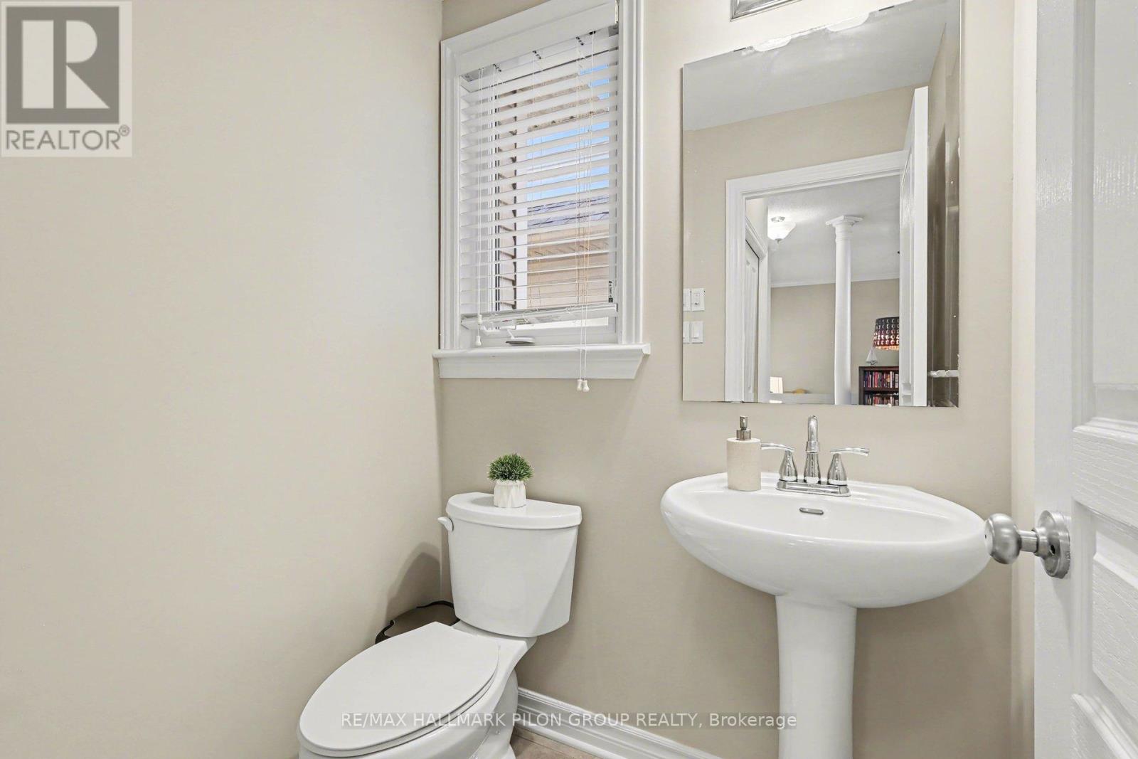 865 Contour Street, Ottawa, Ontario  K1W 0G6 - Photo 13 - X13041964