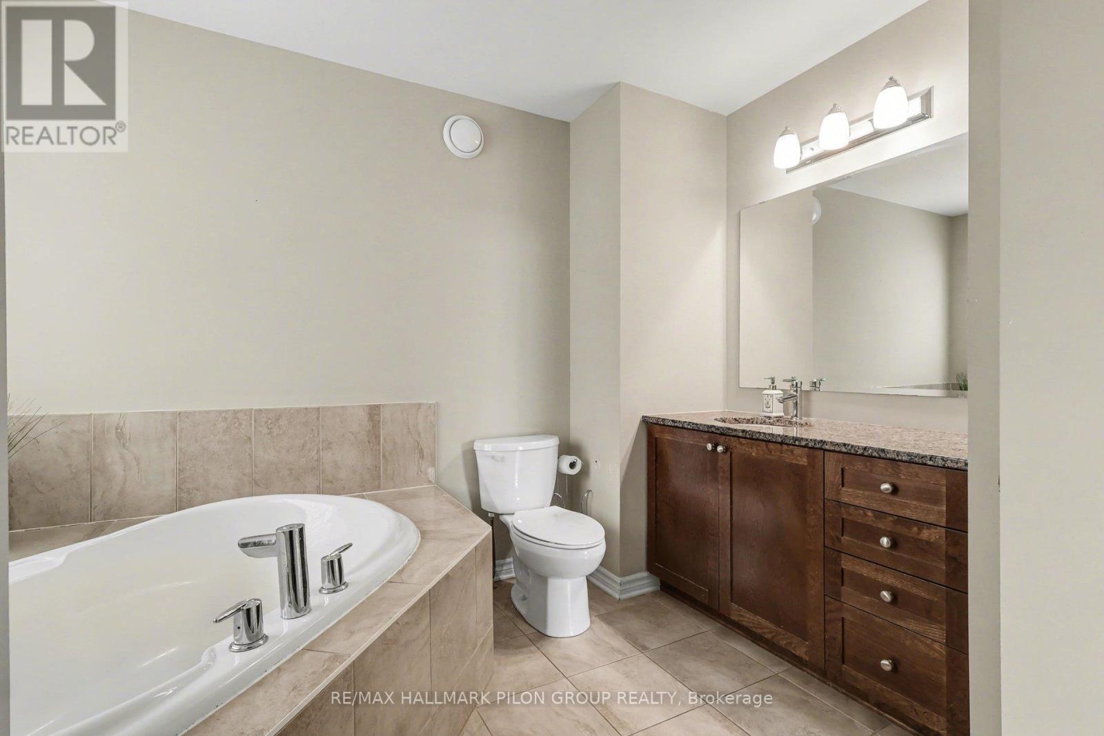 865 Contour Street, Ottawa, Ontario  K1W 0G6 - Photo 17 - X13041964