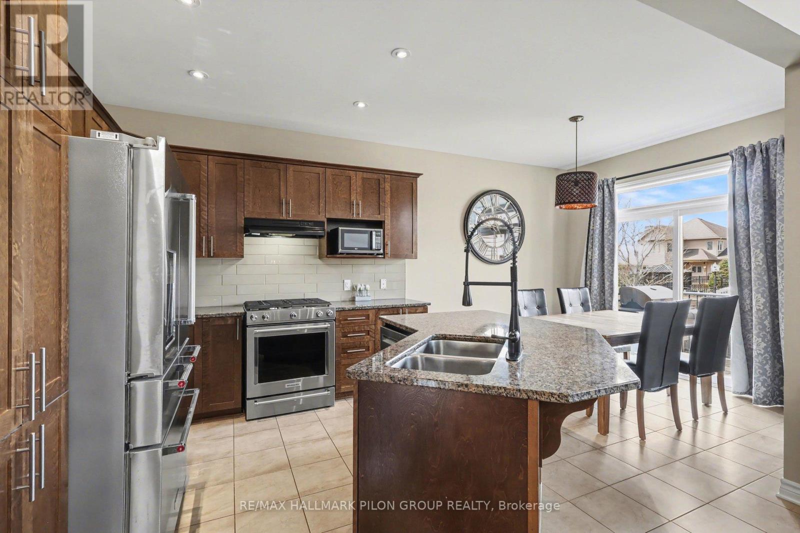 865 Contour Street, Ottawa, Ontario  K1W 0G6 - Photo 6 - X13041964