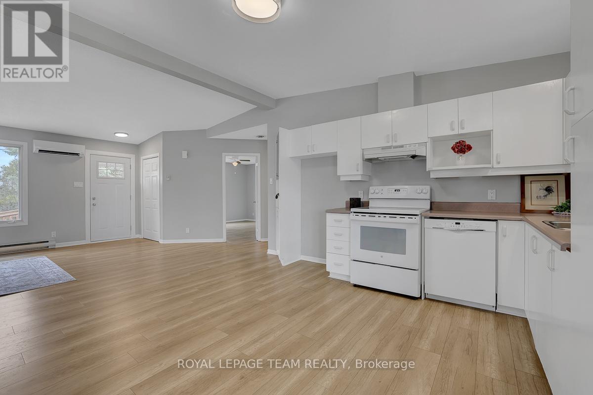 8055 County Rd. 44 Road, Edwardsburgh/cardinal, Ontario  K0E 1X0 - Photo 9 - X13042034