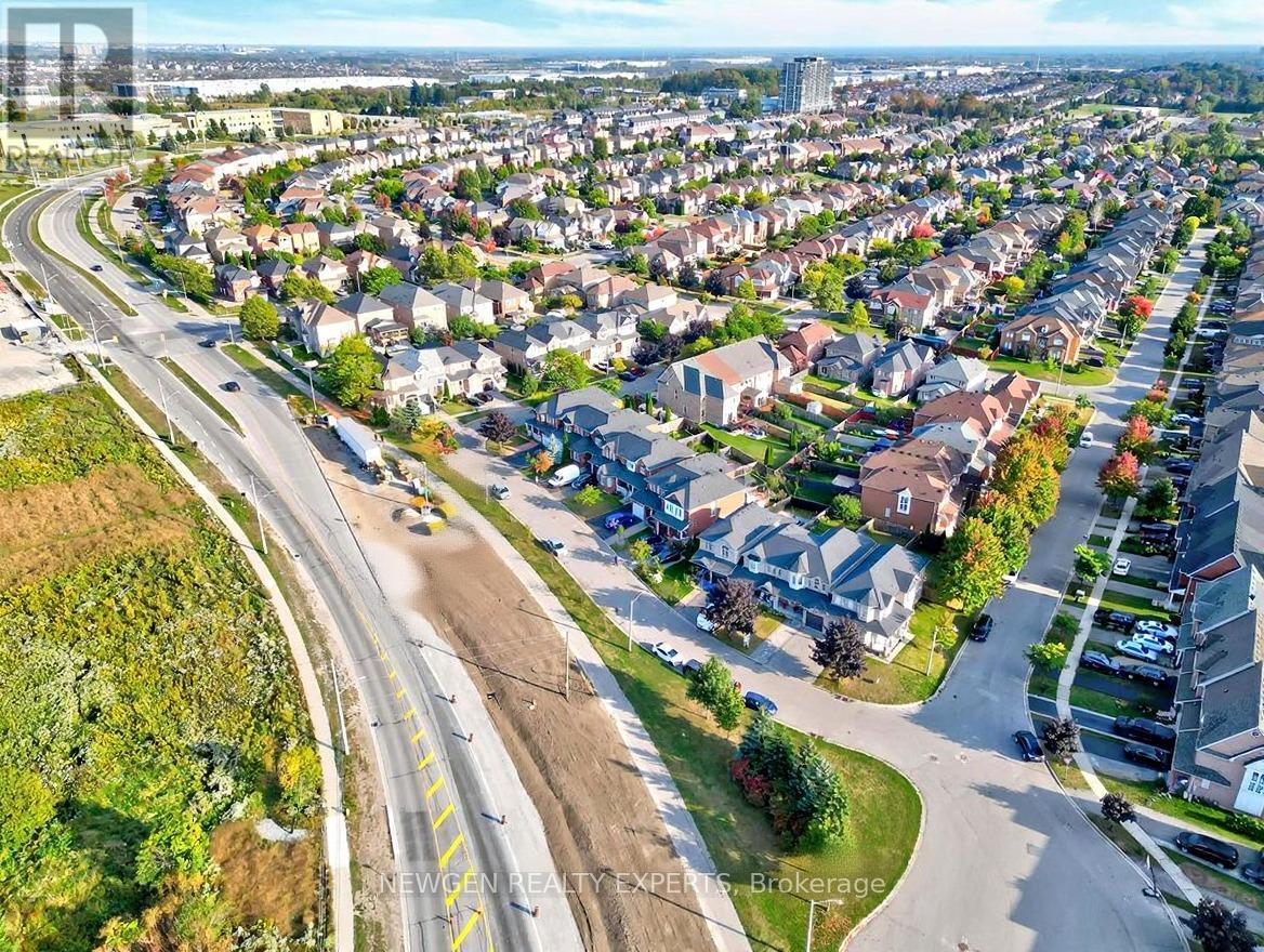 Upper - 68 Root Crescent E, Ajax, Ontario  L1T 4M3 - Photo 4 - E12701290