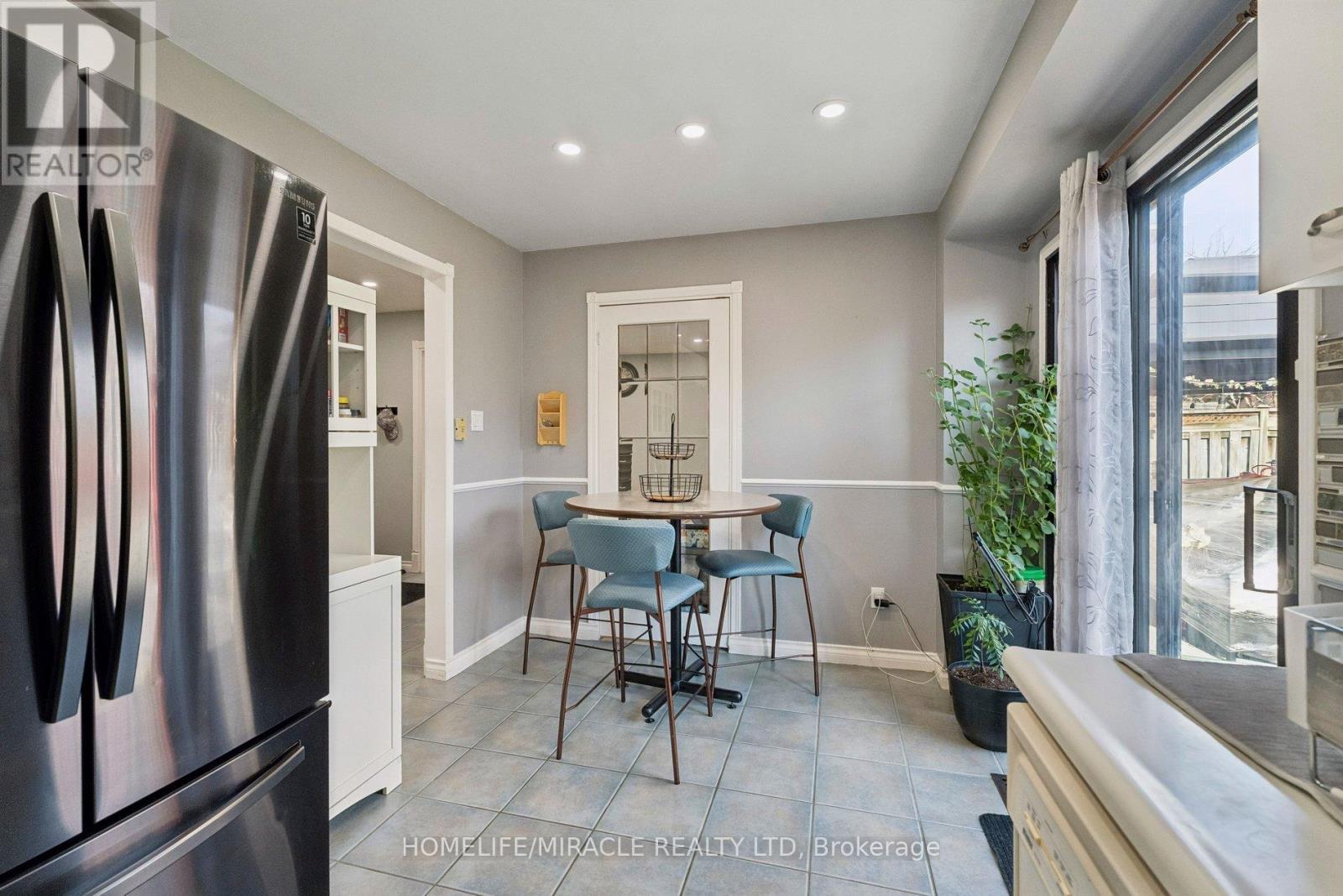 77 Livingstone Street W, Barrie (Sunnidale), Ontario  L4N 7J1 - Photo 15 - S13041700