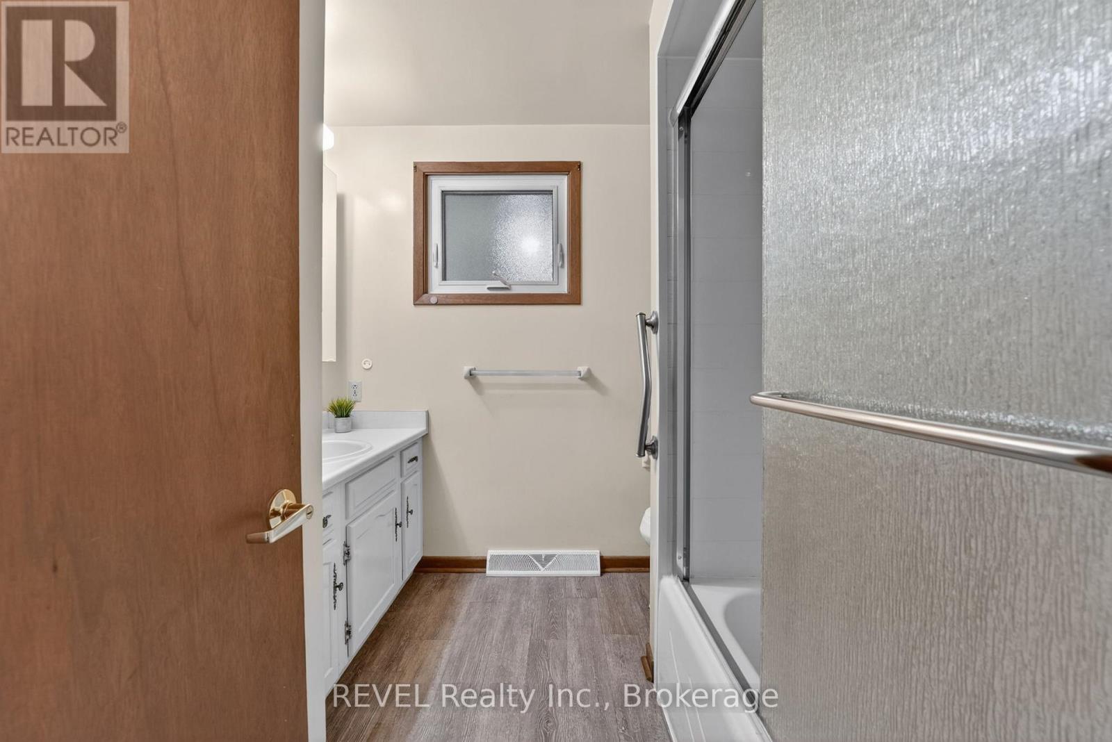 15 Woodgate Drive, Welland, Ontario  L3C 3H5 - Photo 22 - X13041824