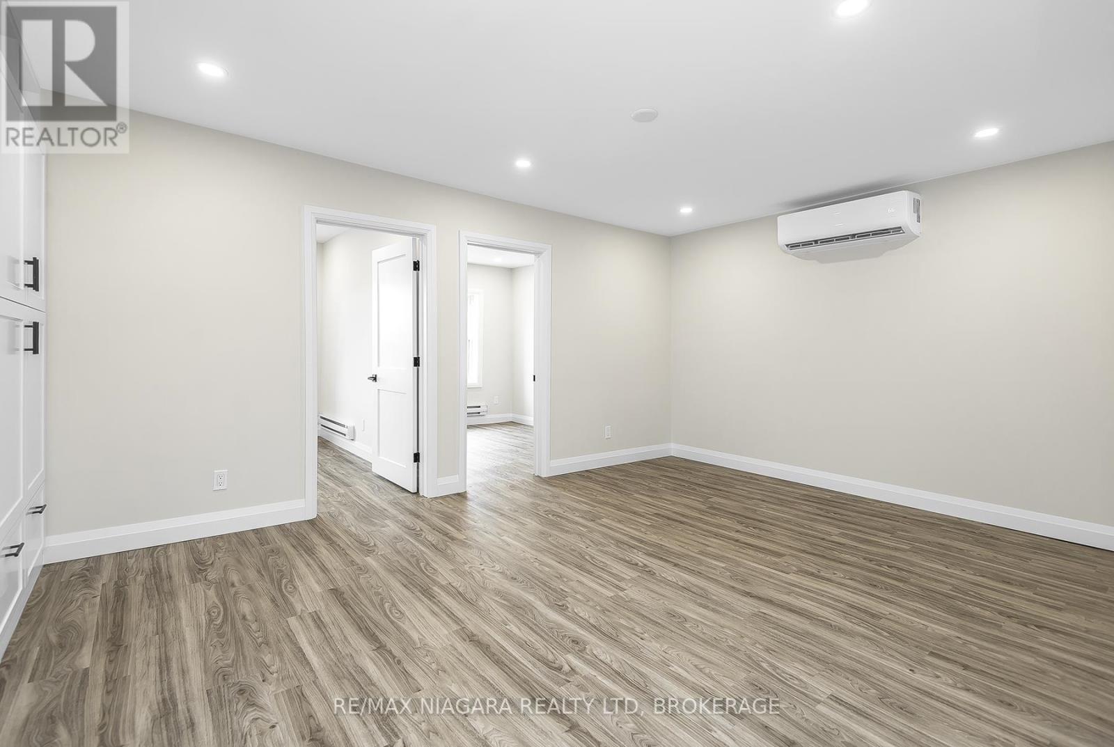 Unit 2 - 264 West Street, Port Colborne, Ontario  L3K 4E4 - Photo 8 - X13041890