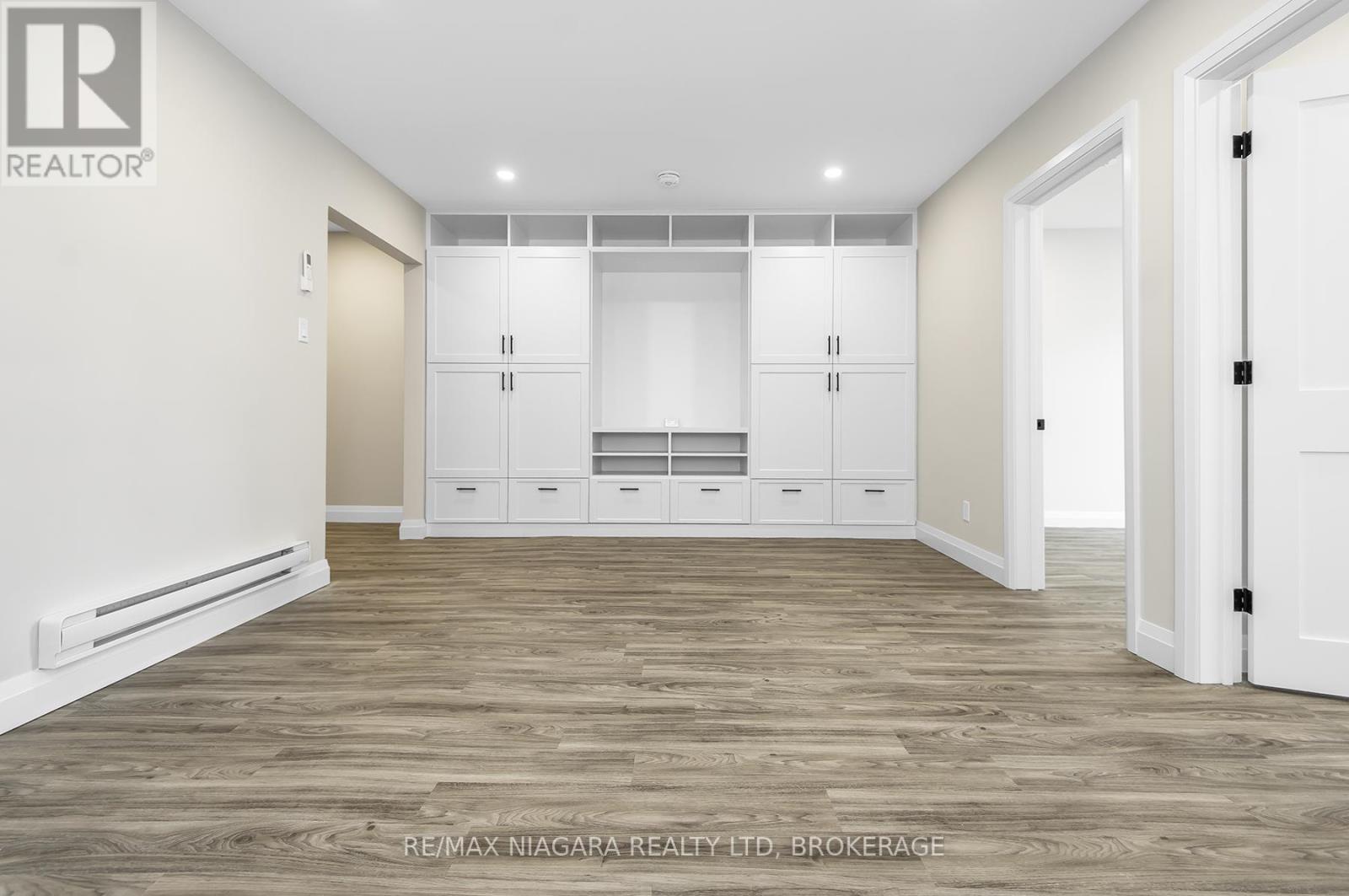 Unit 2 - 264 West Street, Port Colborne, Ontario  L3K 4E4 - Photo 9 - X13041890