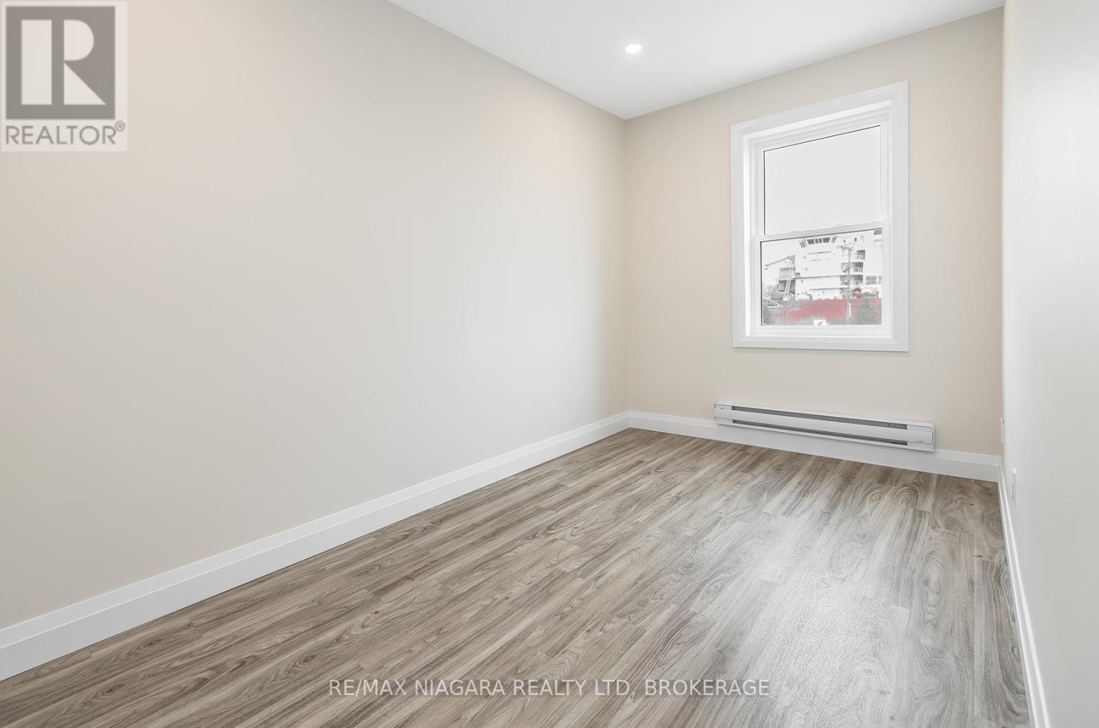 Unit 1 - 264 West Street, Port Colborne, Ontario  L3K 4E4 - Photo 10 - X13041894