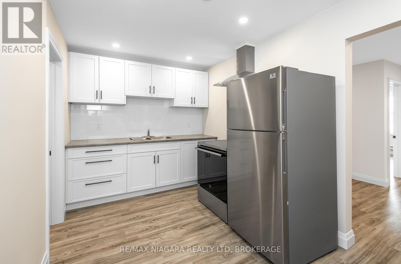 Unit 1 - 264 West Street, Port Colborne, Ontario  L3K 4E4 - Photo 3 - X13041894