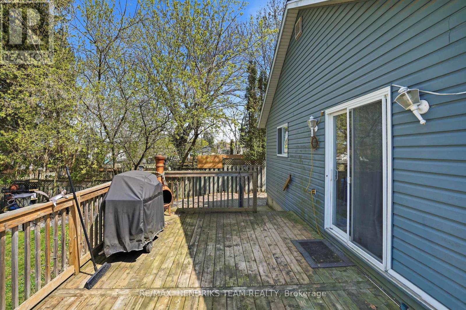 5407 Menzie Street, Niagara Falls, Ontario  L2E 2V7 - Photo 16 - X13041982