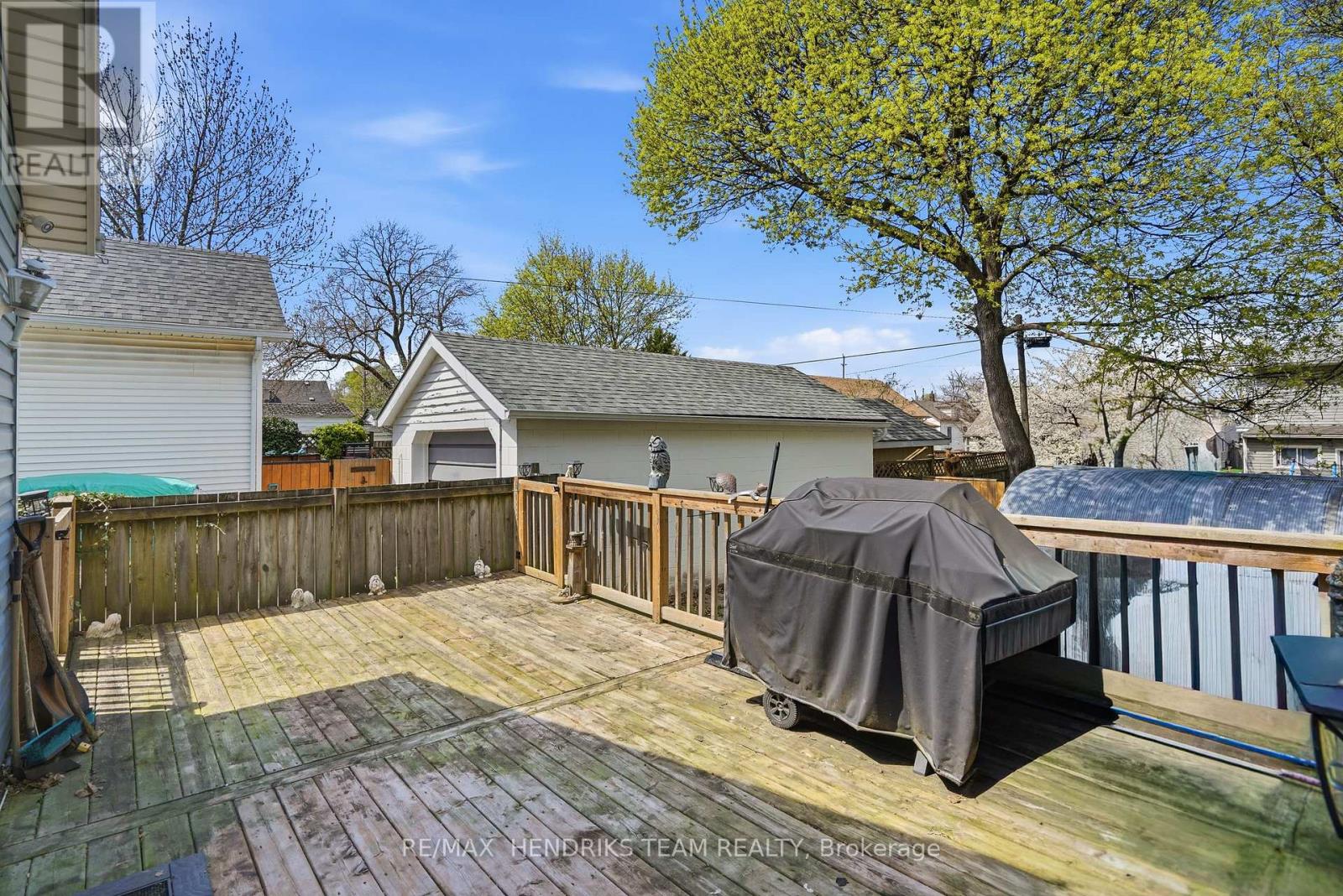 5407 Menzie Street, Niagara Falls, Ontario  L2E 2V7 - Photo 17 - X13041982