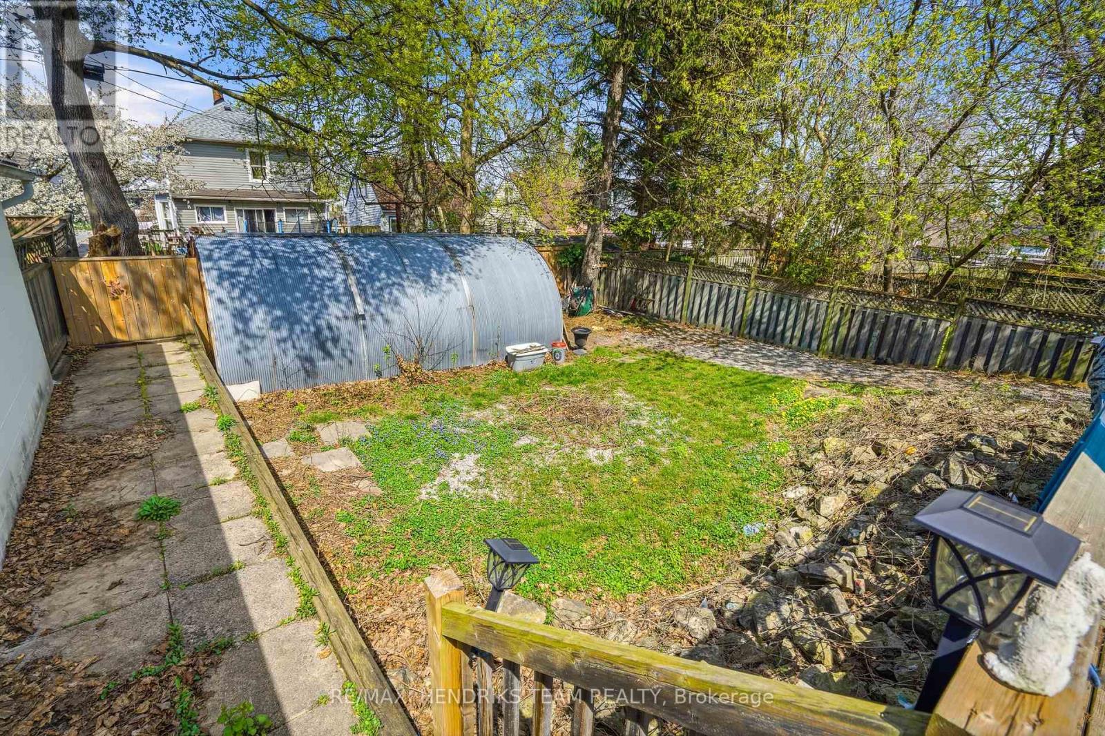 5407 Menzie Street, Niagara Falls, Ontario  L2E 2V7 - Photo 18 - X13041982